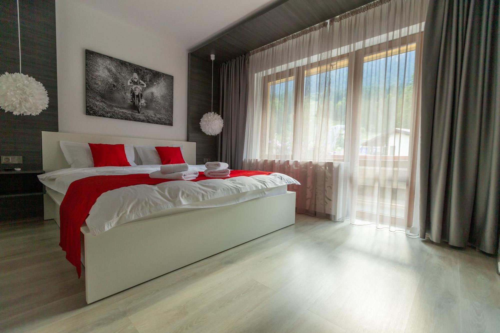 Hrodberht Ski Apartment Buşteni Exterior foto