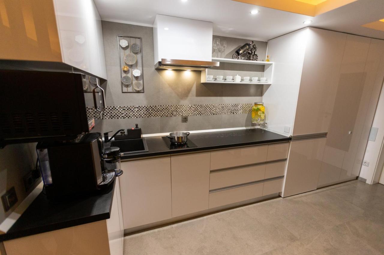 Hrodberht Ski Apartment Buşteni Exterior foto