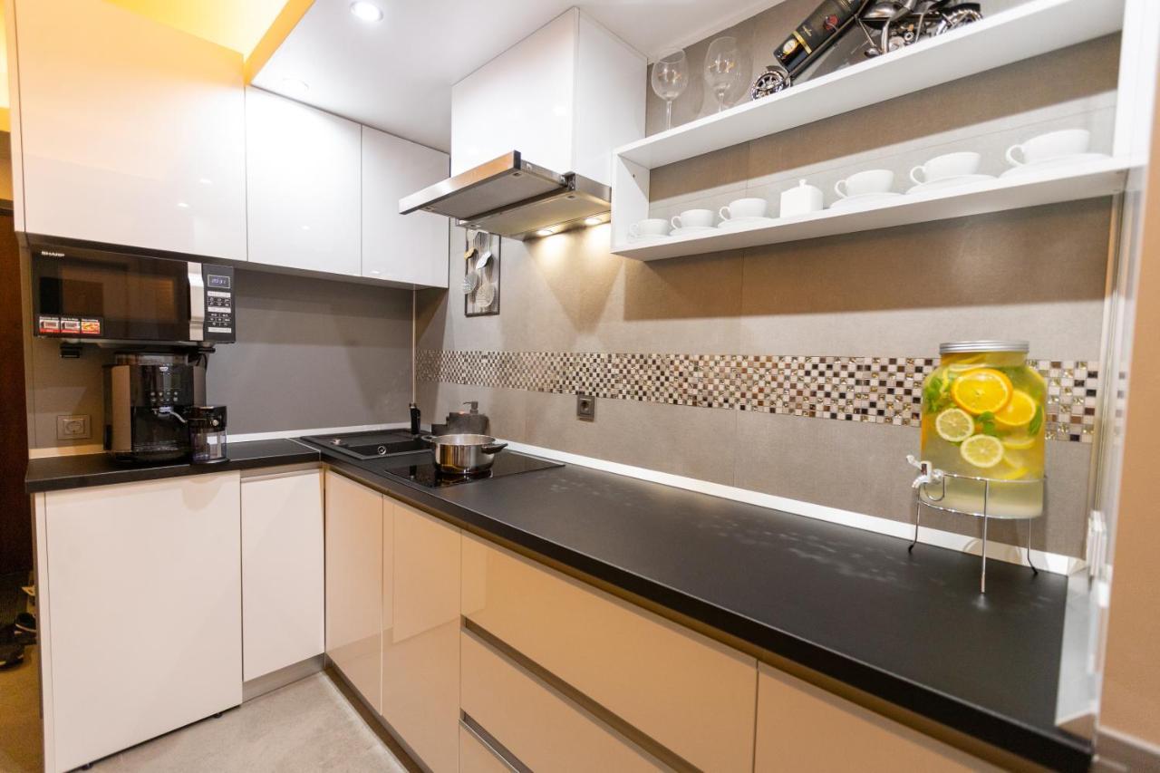 Hrodberht Ski Apartment Buşteni Exterior foto